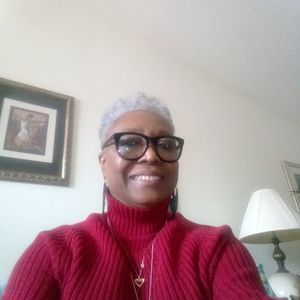 Meet your Posher, Gloria